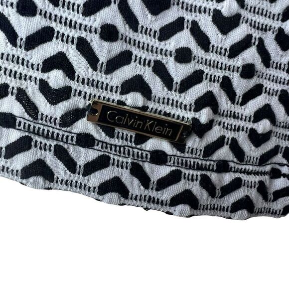 Calvin Klein Black White Textured Print Short Sleeve Blouse 2X - Picture 4 of 10